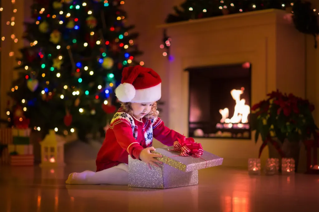 How to Keep Kids Entertained During Christmas with Memorable Holiday Fun
